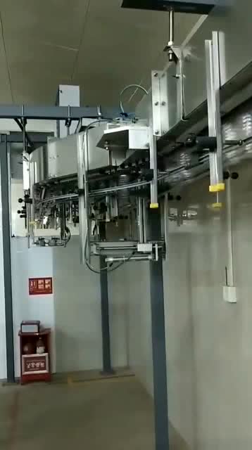 工厂里的机器,走进去的瞬间我凌乱了,真不敢相信这是十年的工厂